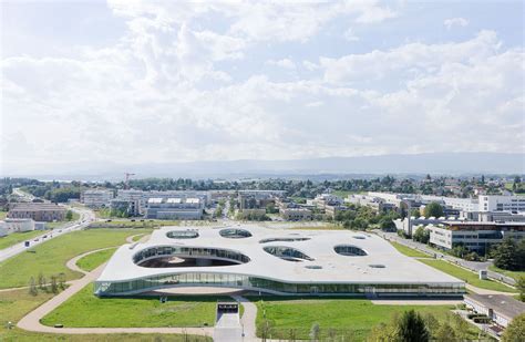 Rolex learning centre efl